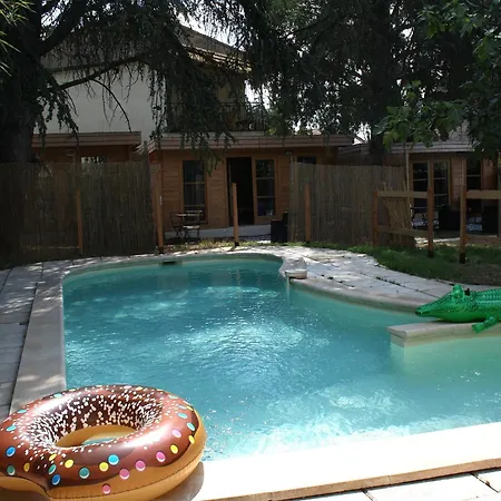 Avec Acces Piscine * Ним